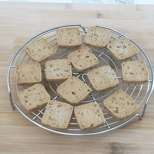 blue cheese cookies on wire grill