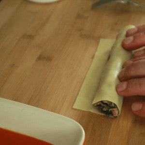 roll the canneloni