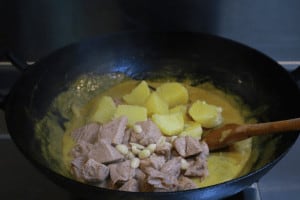 potatoes and veal for massaman curry