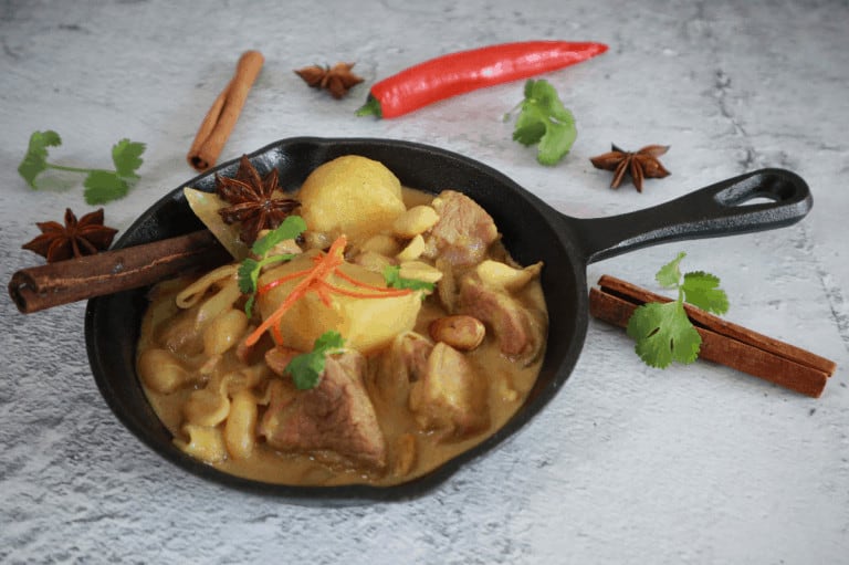 Thai Massaman curry with veal