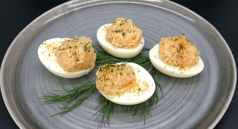 Devilled eggs with smoked salmon