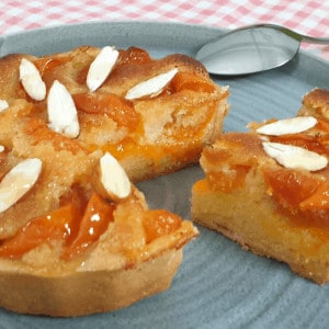 apricot tart with almond cream