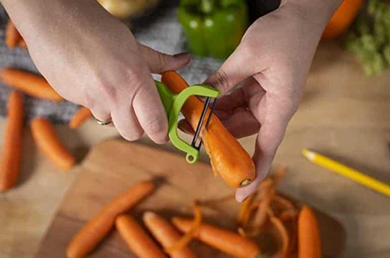 4 Best Manual Vegetable Peelers