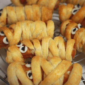 halloween sausage mummies