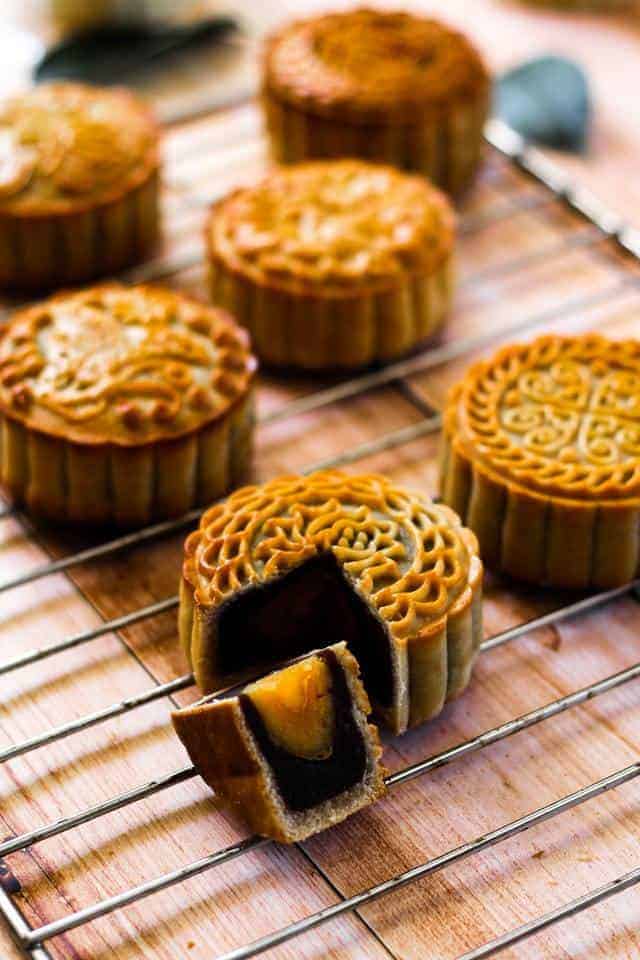 Packaging for Moon Cake Has the Trend of Becoming Cheap and Simple