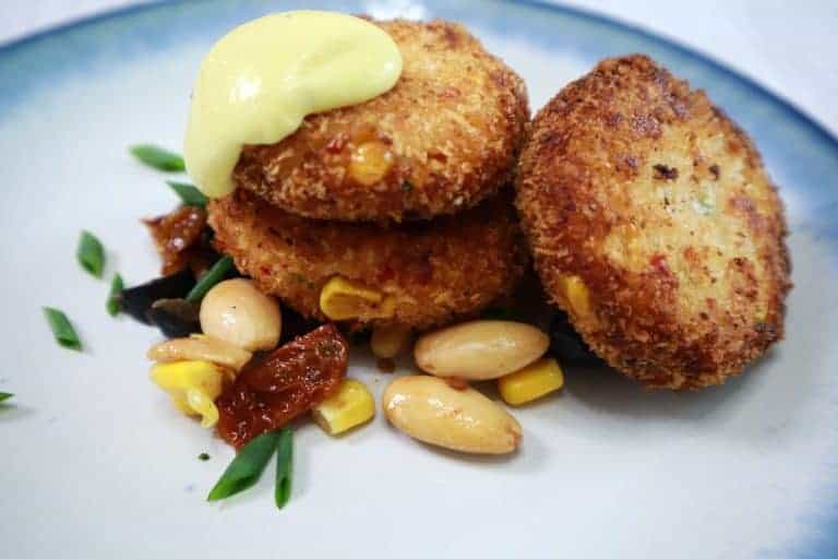 Crab meat Cakes with Sweet Corn