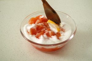 persimmon jam mixing of ingredients