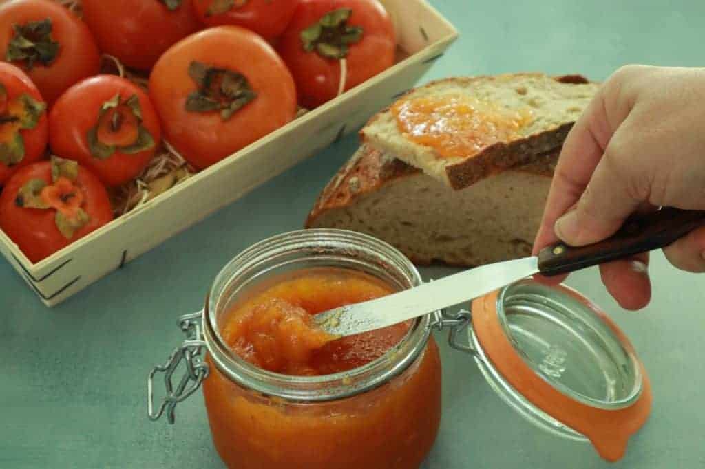 persimmon jam with bread