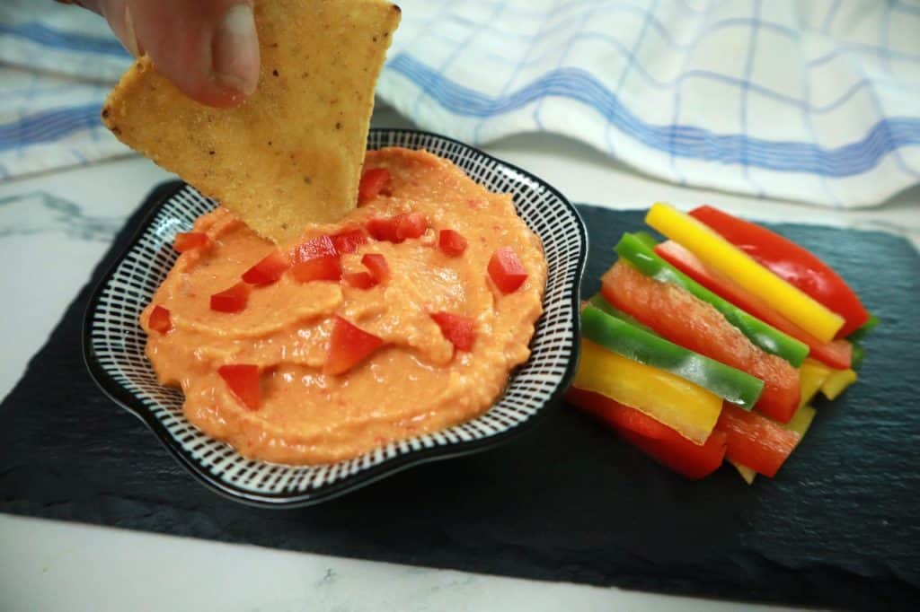 sweet red pepper hummus