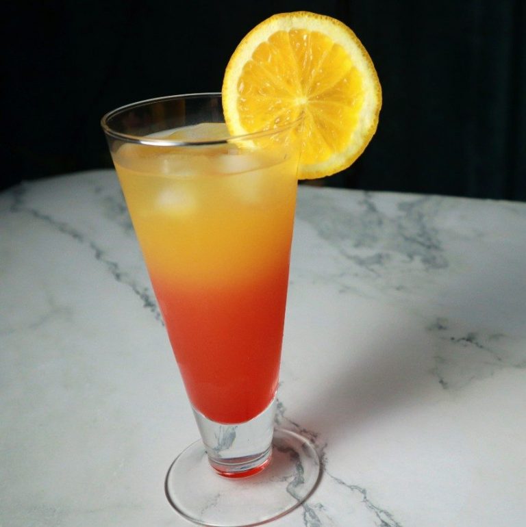 Tequila Sunrise – an Easy Cocktail Recipe