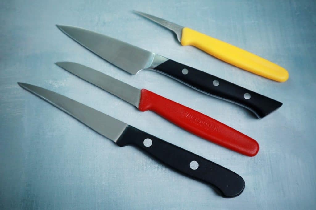 paring knives 7 best paring knives for the home cook - paring knives 1024x682 - 7 Best Paring Knives for the home cook