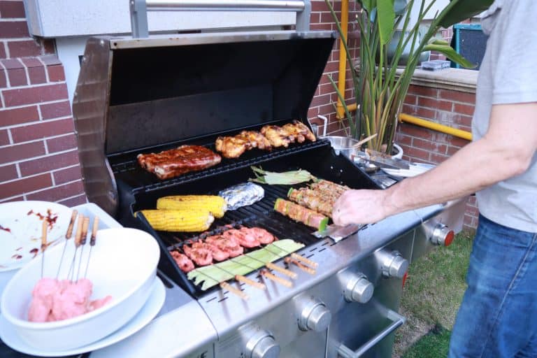 7 Tips for Easy Grilling on a Gas Barbecue