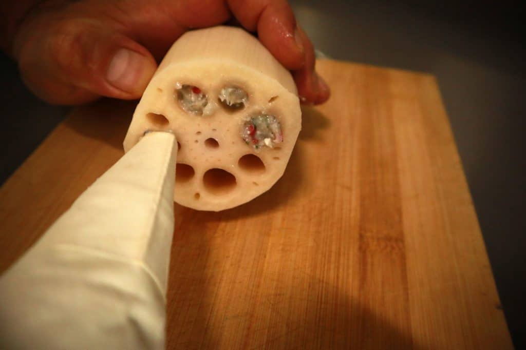 lotus root with prawn filling - filling the lotus