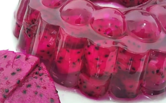 jelly with dragon fruit