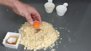 add egg to a dough mix