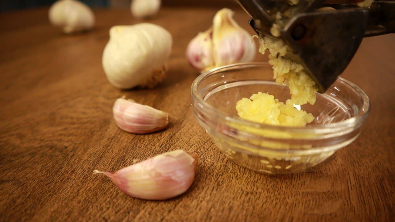 garlic presses