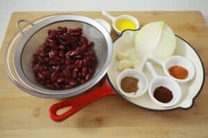 ingredients for refried kidney beans