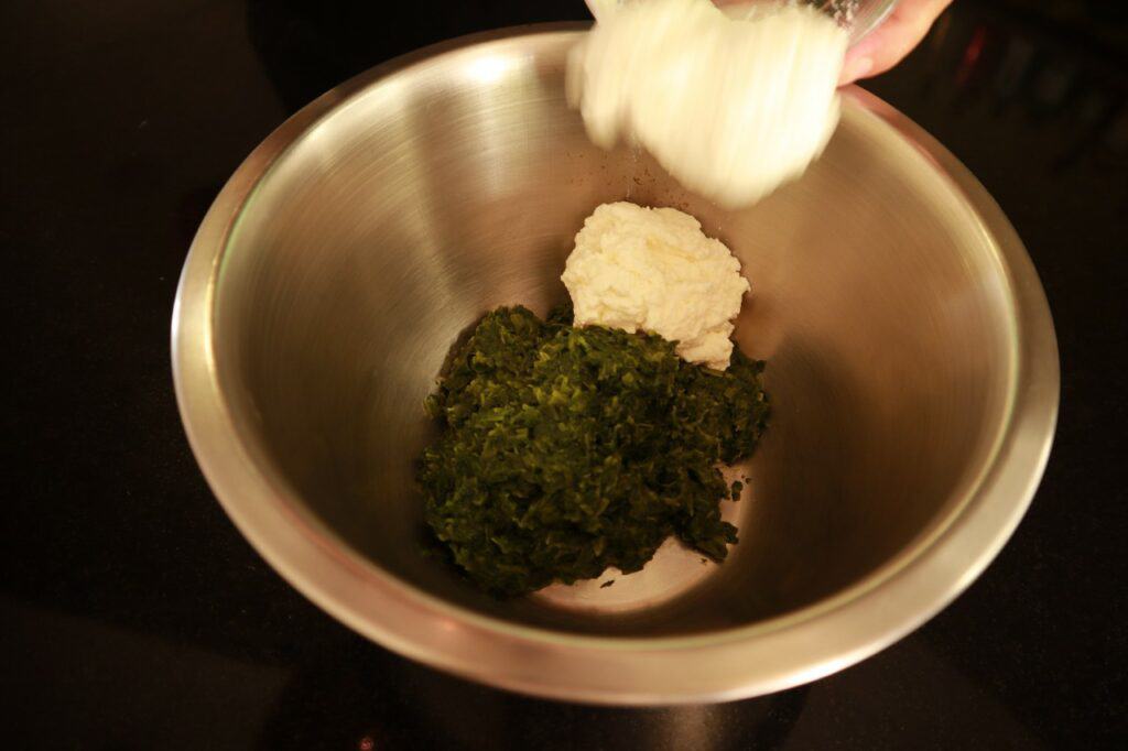 spinach and ricotta mix