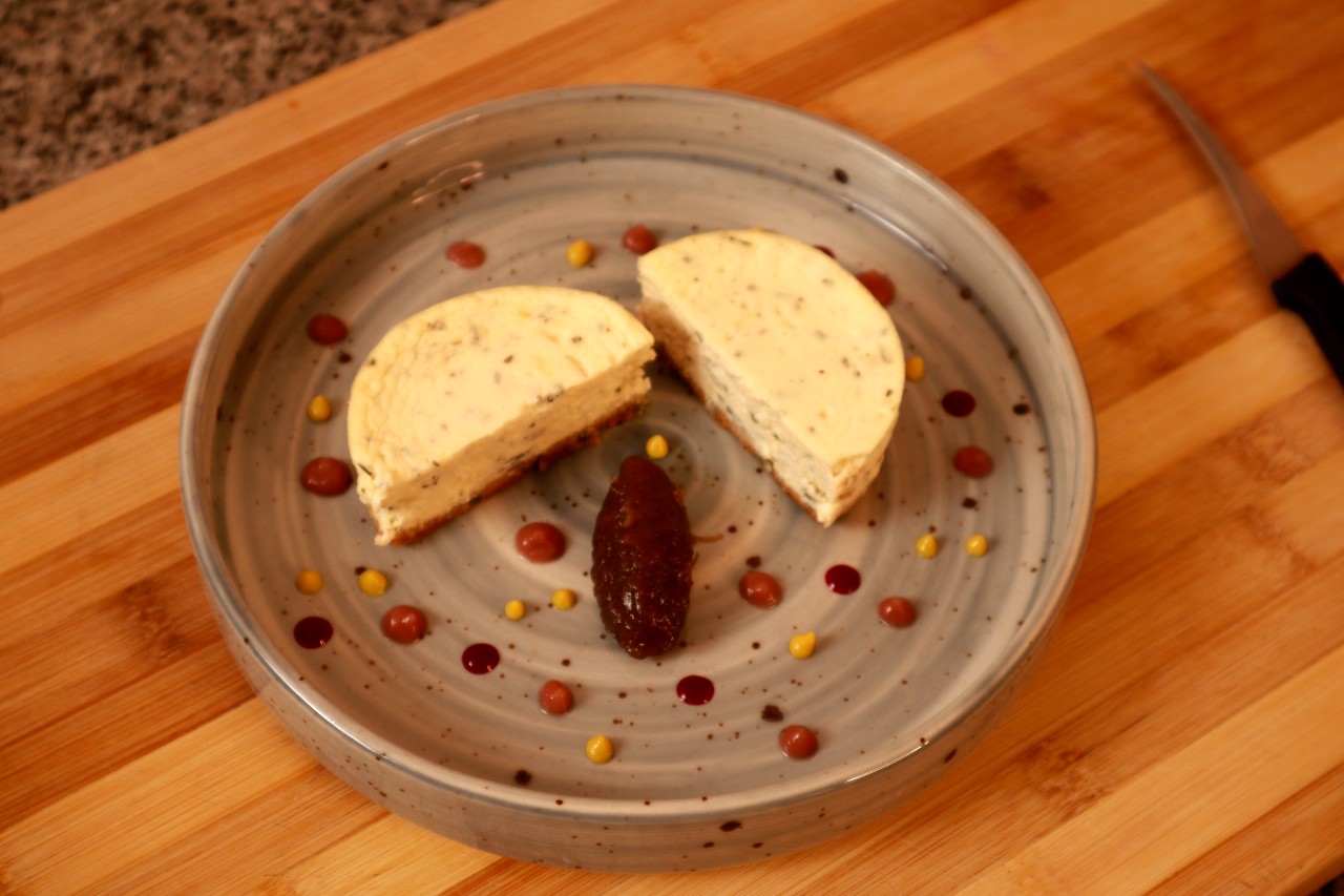 making savoury herb cheesecake